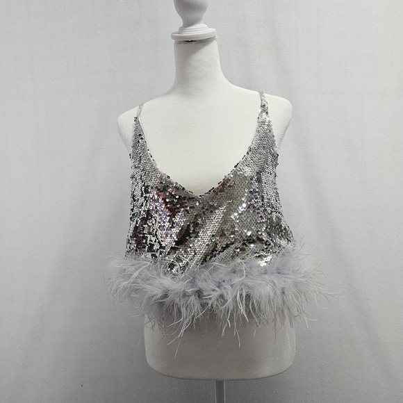 Boutique Feathers and Sequins Women's Silver Sleeveless Crop Top. - Picture 2 of 9